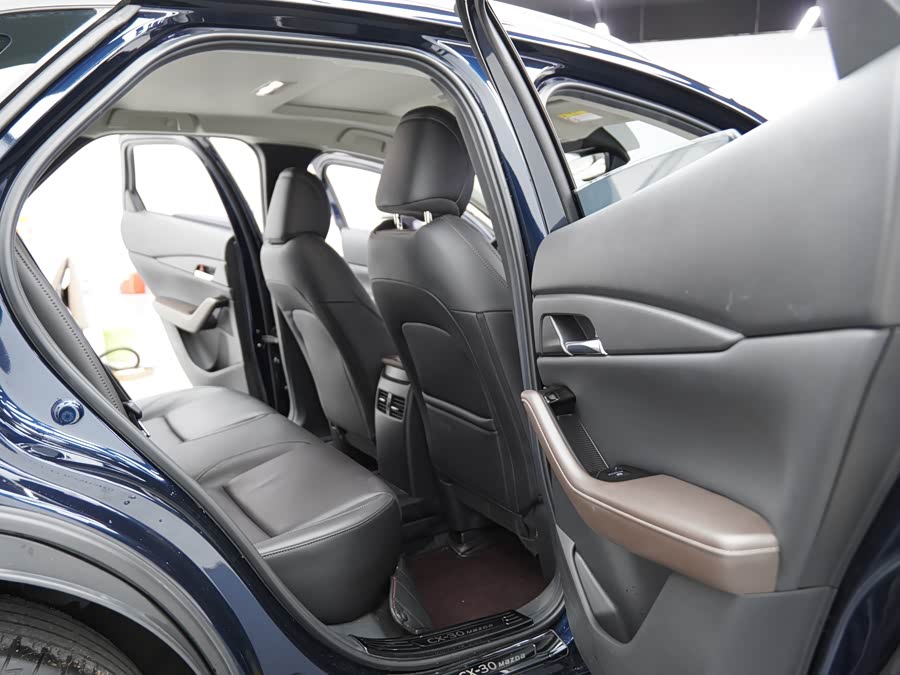 Mazda CX-3 2021 صورة سيارة #22