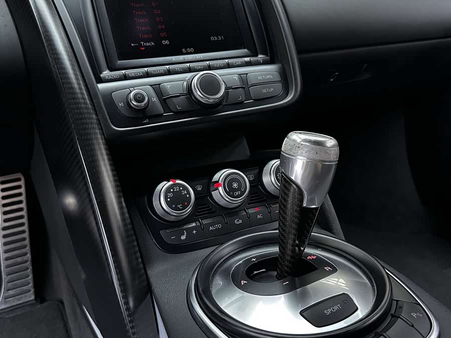 Audi R8 2013 #22 Audi R8 2013 car image #22