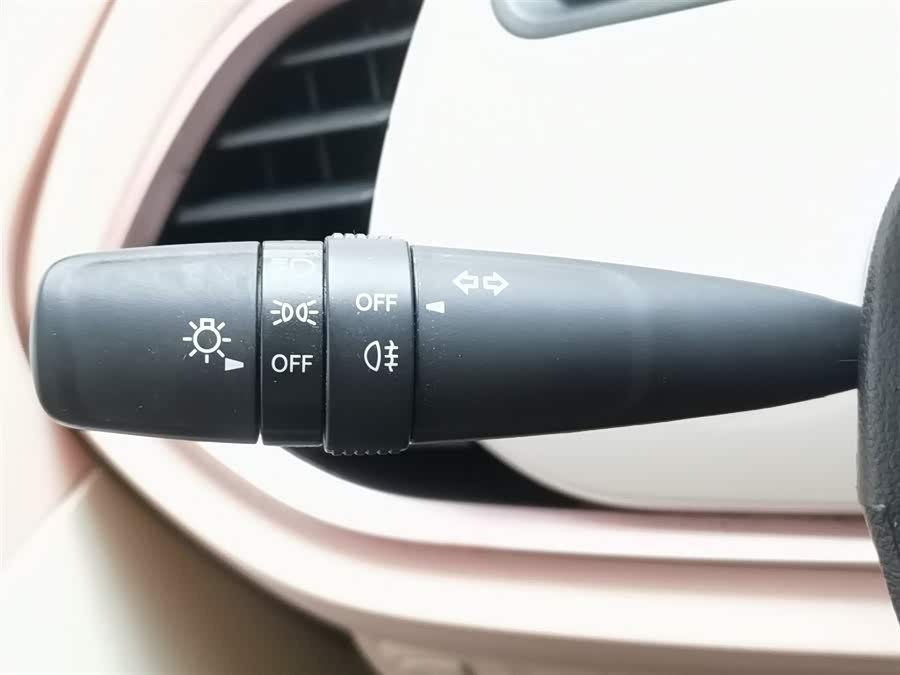 Changan BenBen E-Star 2022 изображение автомобиля #22