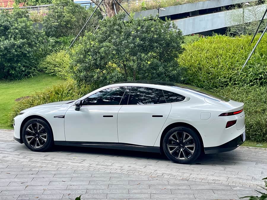 小鹏 小鹏P7 2022 汽车图片 #22