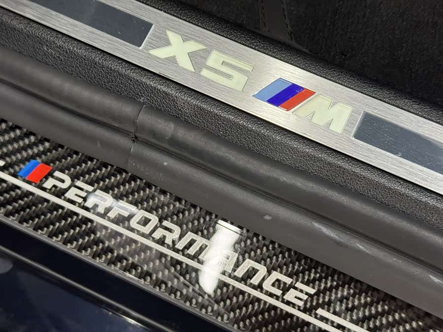 BMW X5 M 2021 car image #22