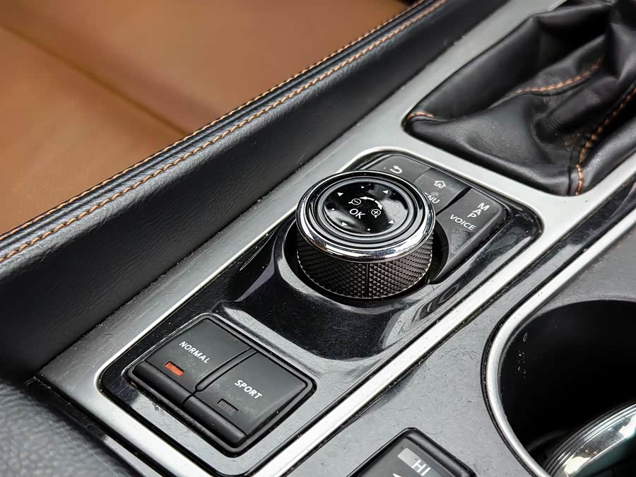 Nissan Maxima 2017 immagine di auto #22