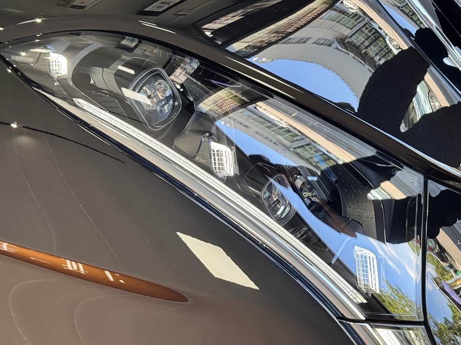 Mercedes-Benz EQS Class 2025 car image #22