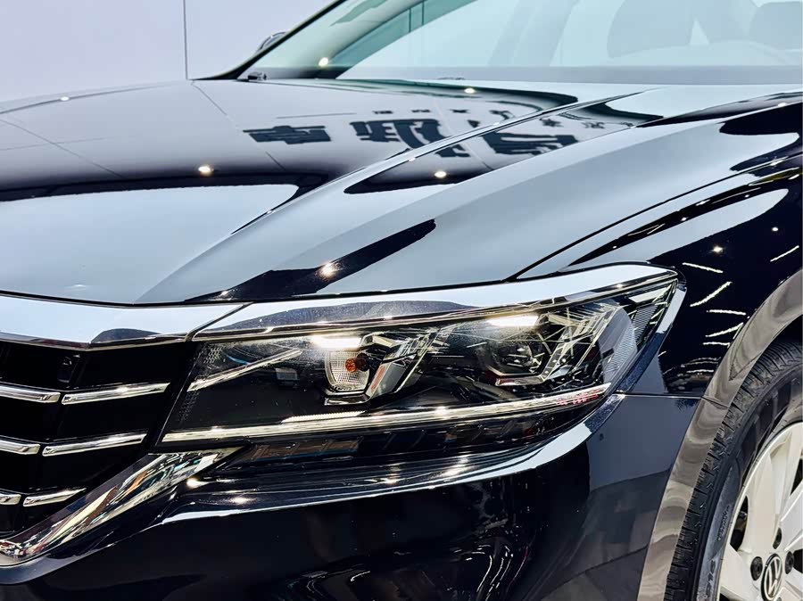 Volkswagen Passat 2021 car image #22