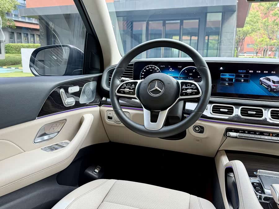 Mercedes-Benz GLE Class 2020 #22 Mercedes-Benz GLE Class 2020 car image #22