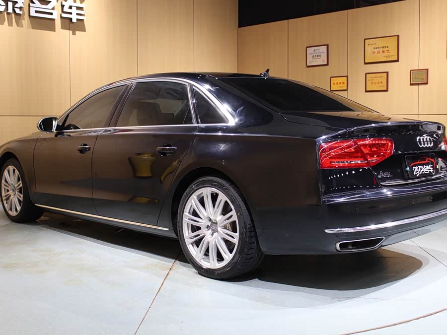 Audi A8 2013 imagen de coche #22