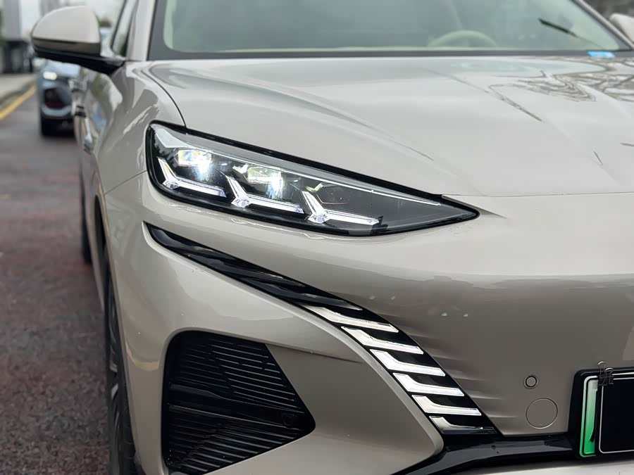 Denza N7 2023 صورة سيارة #22