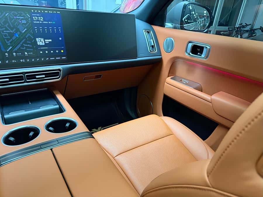 Li L9 2024 صورة سيارة #22