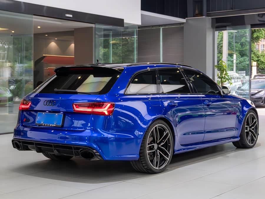 Audi RS 6 2017 صورة سيارة #22