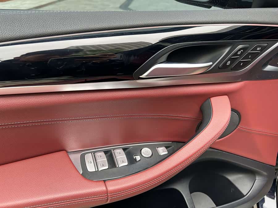 BMW X4 2018 صورة سيارة #22