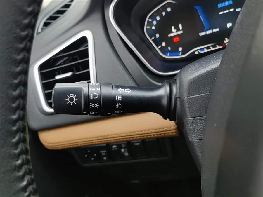 GEELY Vision X6 2018 car image #22