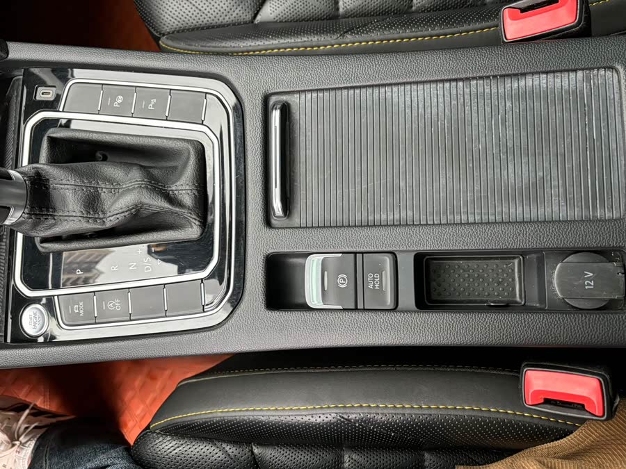 Volkswagen CC (FAW-Volkswagen) 2021 car image #22