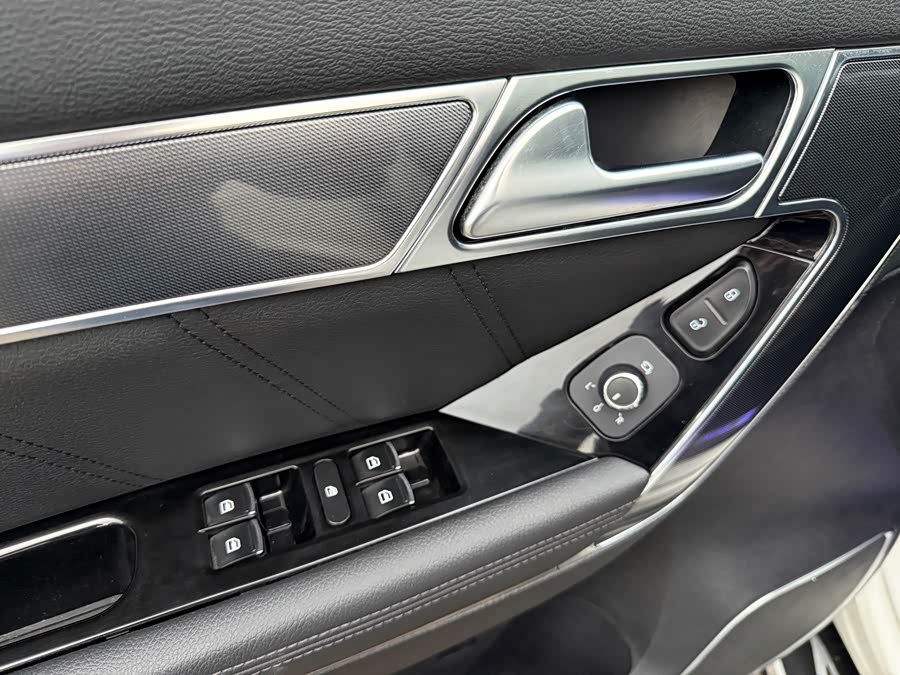 Haval H6 Coupe 2015 car image #22