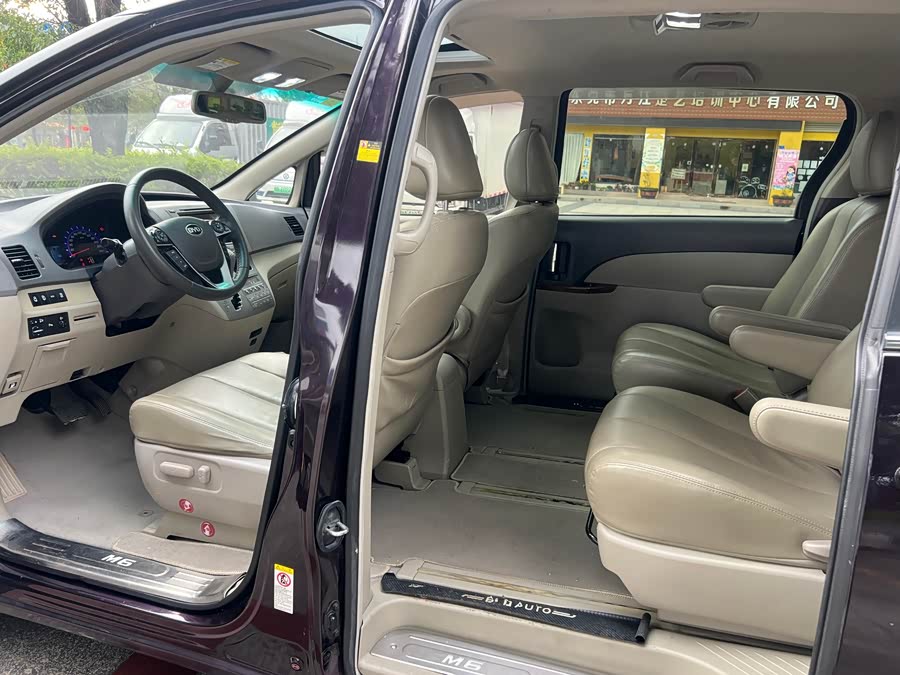 BYD M6 2015 car image #22