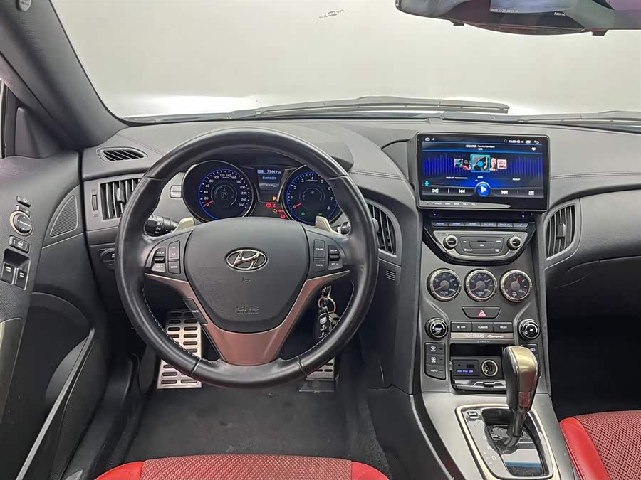 Hyundai Rohens-Coupe 2014 car image #22