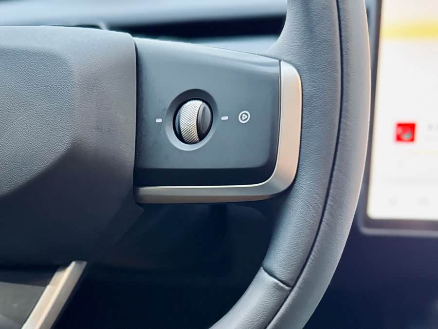 2024 car image #22
