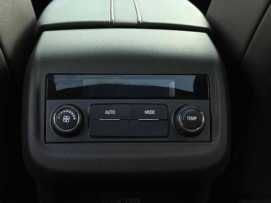 Chevrolet Blazer 2021 #22 Chevrolet Blazer 2021 car image #22