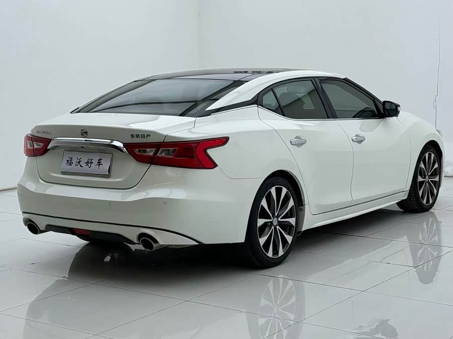 Nissan Maxima 2017 imagem de carro #22