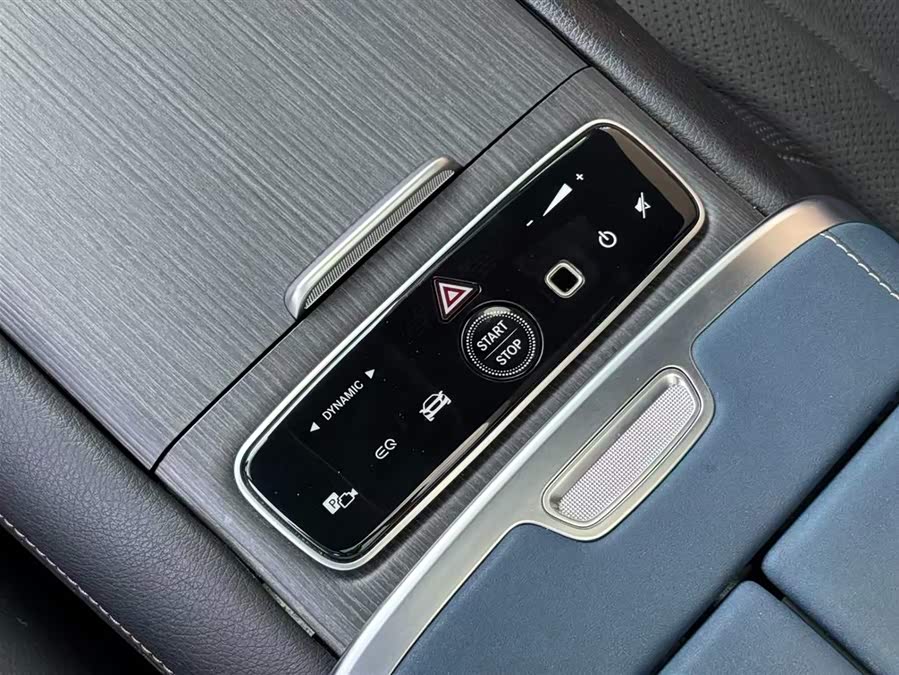 Mercedes-Benz EQS SUV 2023 car image #22