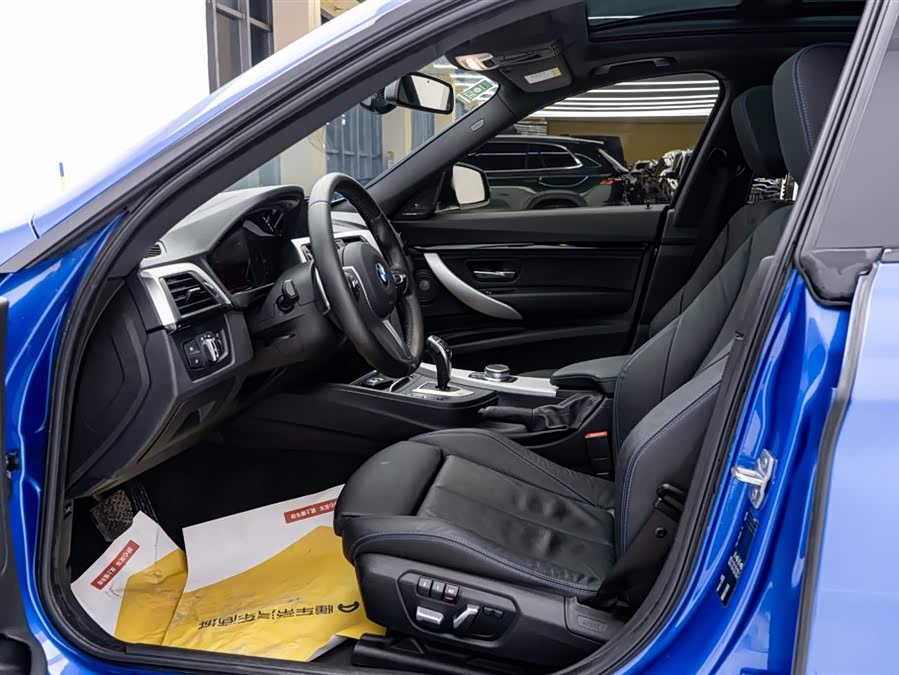 BMW 3 Series GT 2019 car image #22