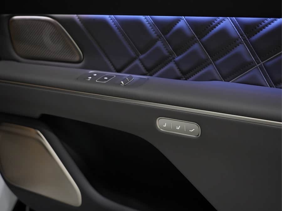 蔚来 蔚来ET9 2025 汽车图片 #22