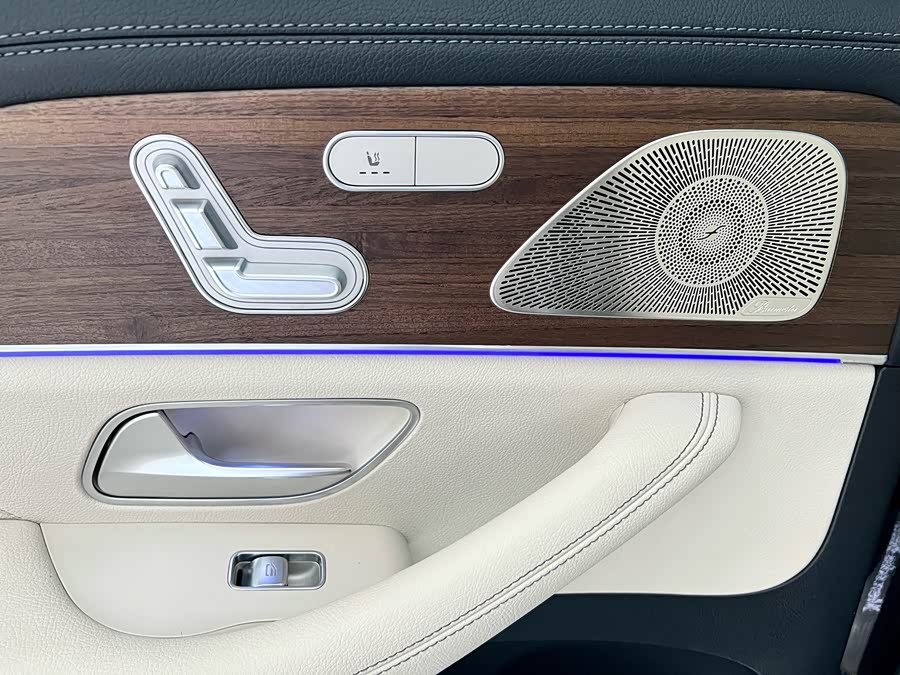 Mercedes-Benz GLS Class 2023 #22 Mercedes-Benz GLS Class 2023 car image #22