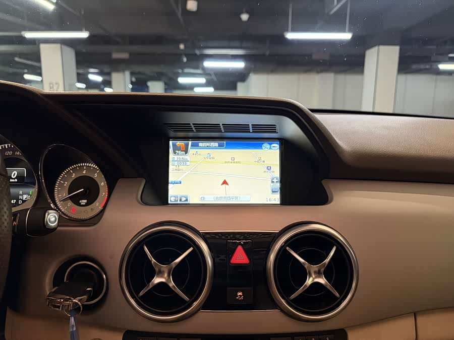 Mercedes-Benz GLK Class 2014 car image #22