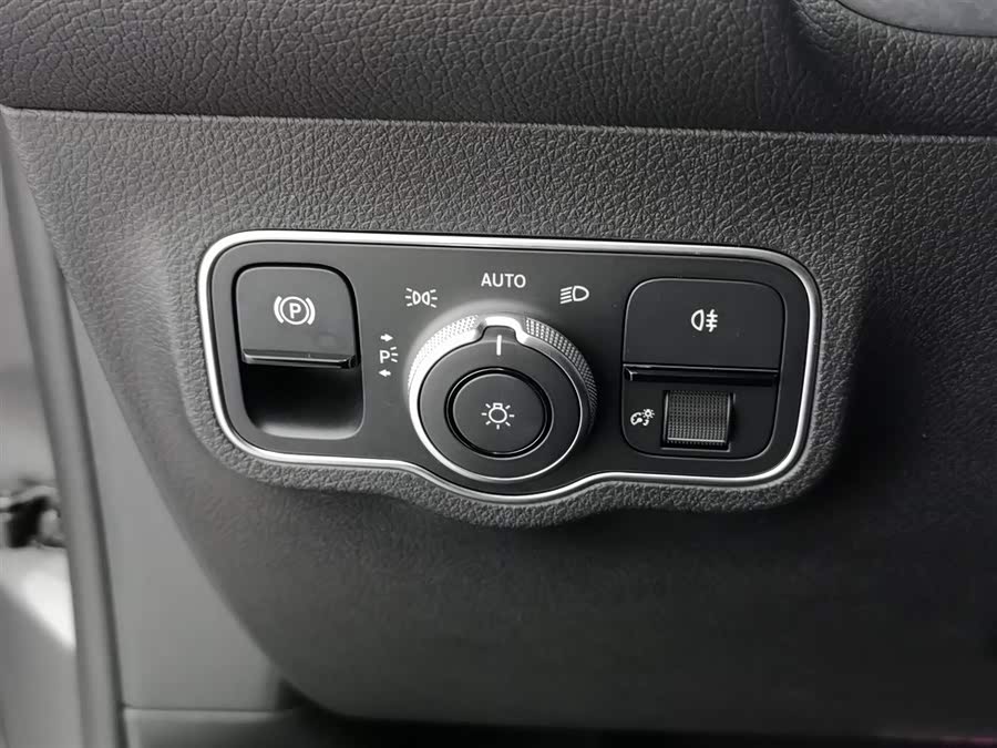 Mercedes-Benz GLB AMG 2024 #22 Mercedes-Benz GLB AMG 2024 immagine di auto #22