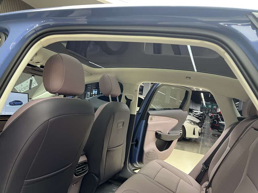 HongQi TianGong 05 2025 #22 HongQi TianGong 05 2025 car image #22