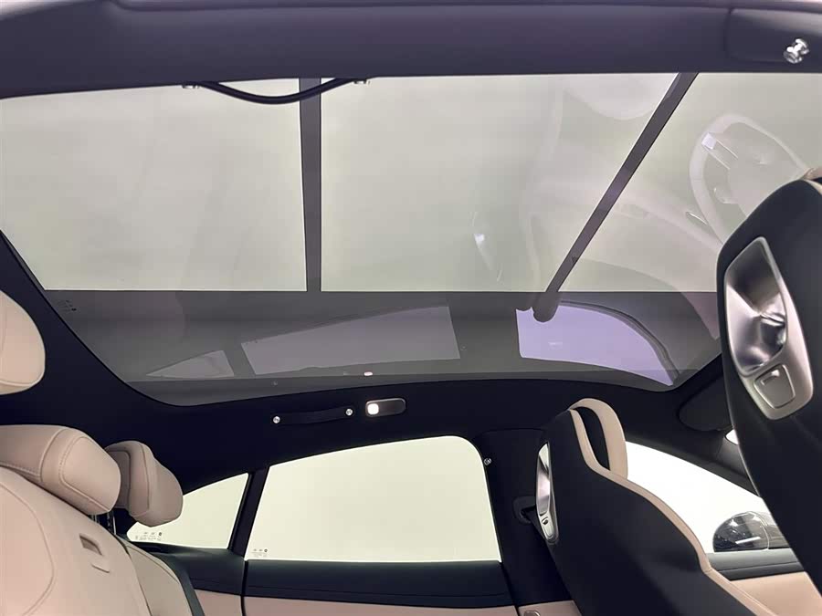 MI YU7 2025 immagine di auto #22