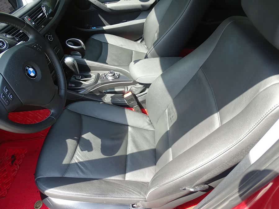 BMW X1 (Imported) 2011 imagem de carro #22