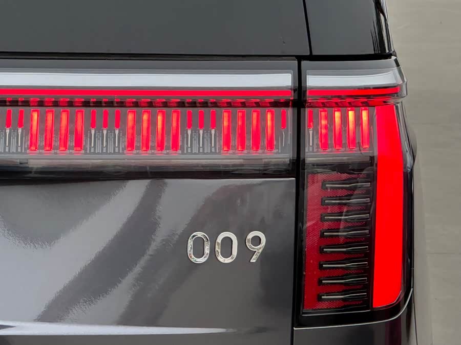 Volkswagen Phideon 2023 immagine di auto #22