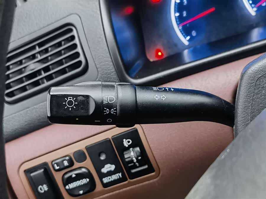 BYD F3 2018 immagine di auto #22