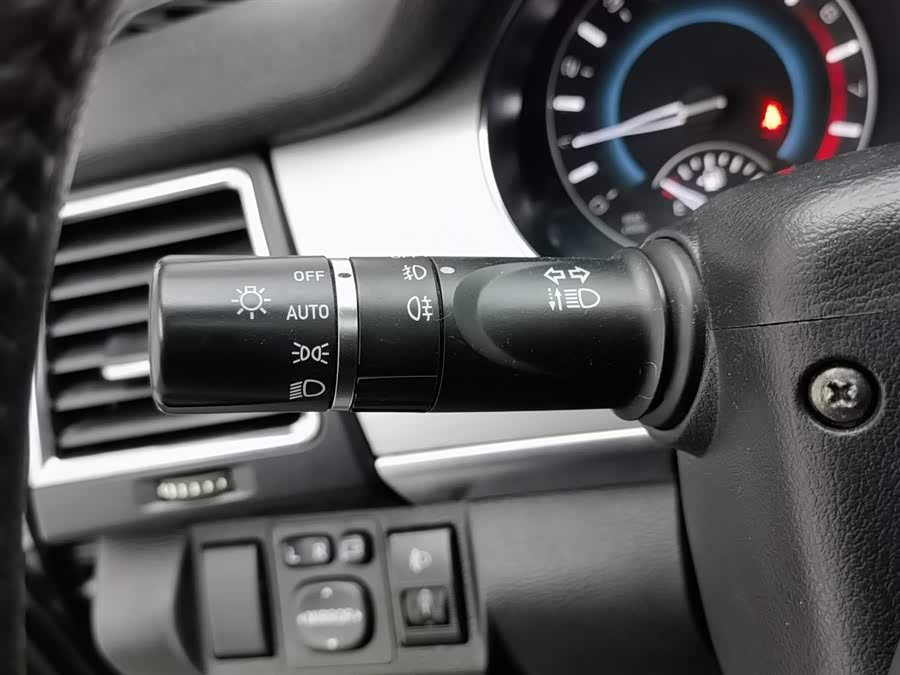 Haval H2 2016 #22 Haval H2 2016 car image #22