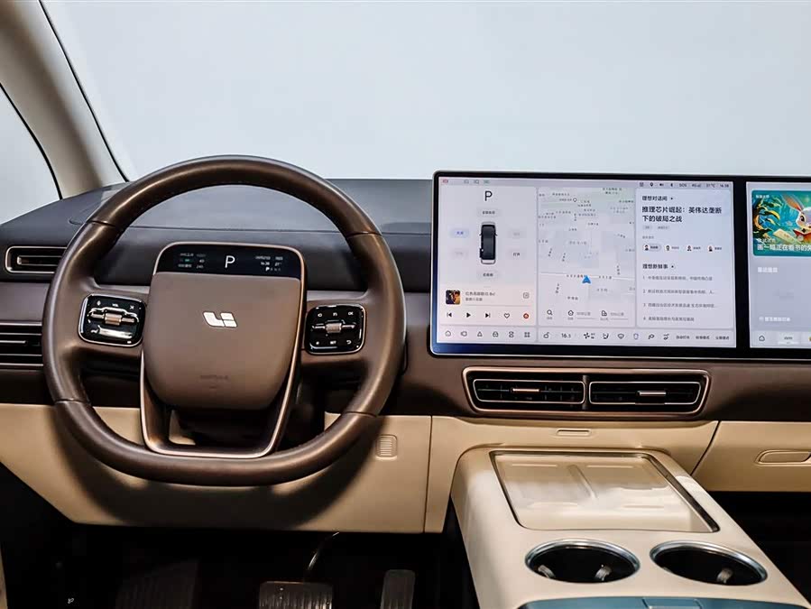 理想汽车 理想MEGA 2024 汽车图片 #22