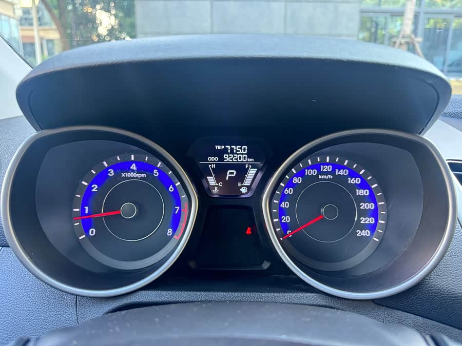 Hyundai Elantra MD 2014 #22 Hyundai Elantra MD 2014 car image #22