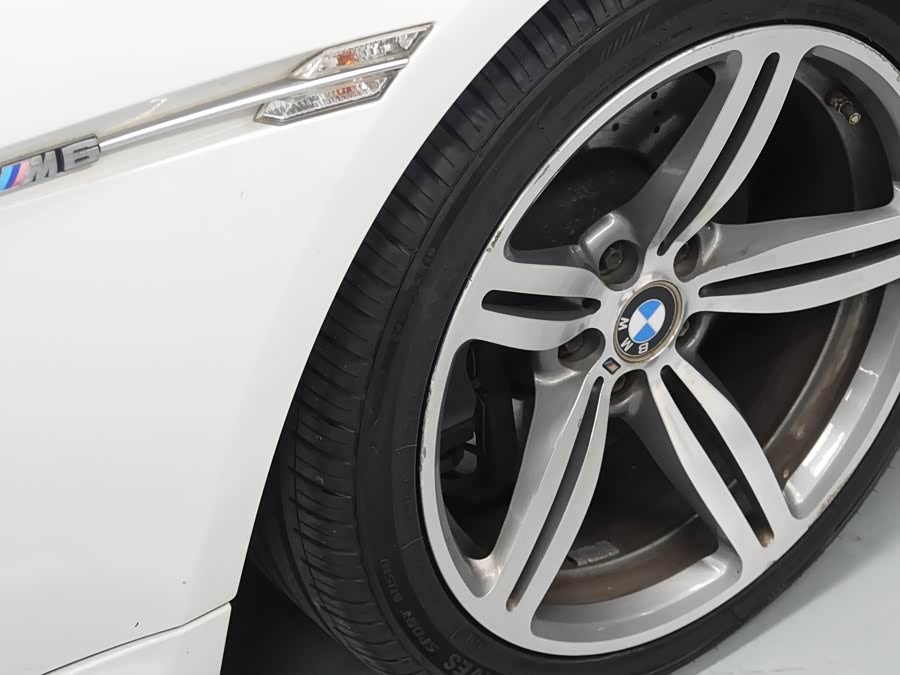 BMW M6 2008 car image #22