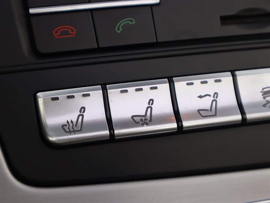 Mercedes-Benz SL Class 2019 immagine di auto #22