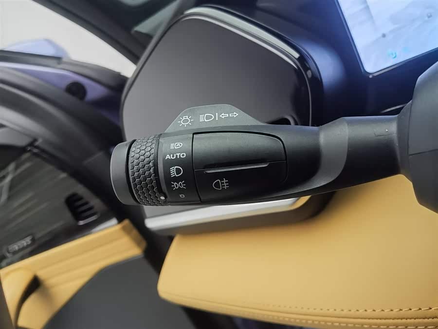 GEELY Monjaro EREV 2022 #22 GEELY Monjaro EREV 2022 car image #22