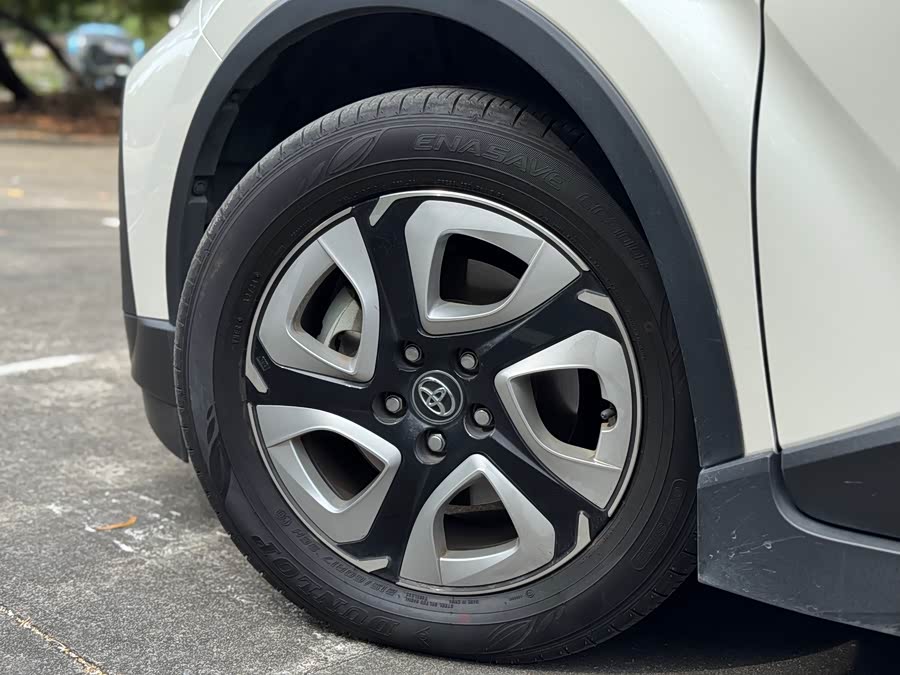 Toyota C-HR EV 2020 immagine di auto #22