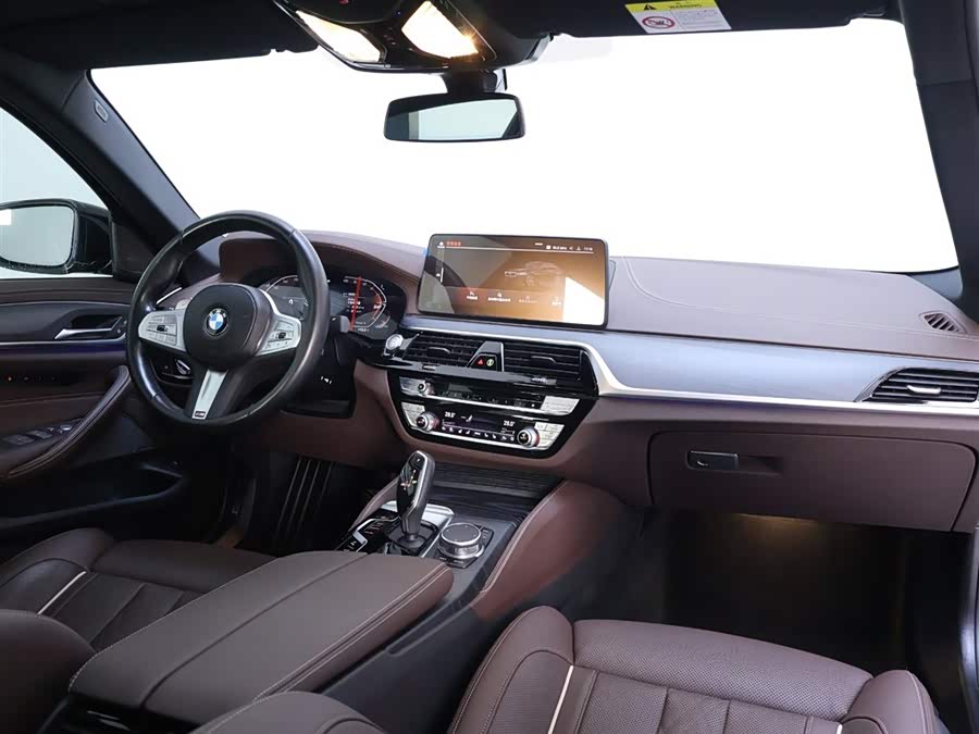 BMW 5 Series 2023 car image #22