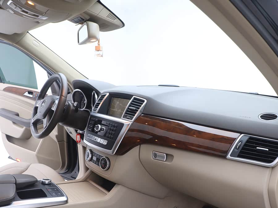 Mercedes-Benz M Class 2013 #22 Mercedes-Benz M Class 2013 صورة سيارة #22