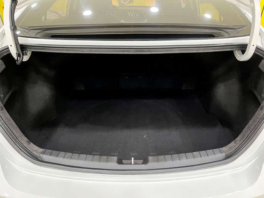 Hyundai Elantra AD 2018 #22 Hyundai Elantra AD 2018 car image #22