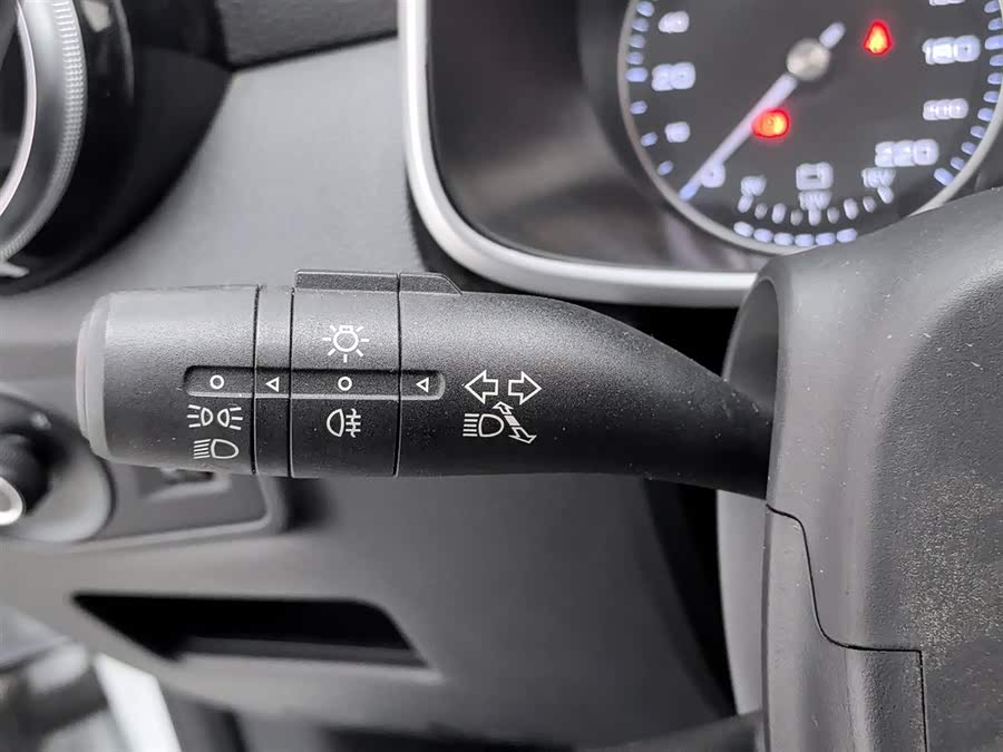 MG EZS Electric 2019 изображение автомобиля #22