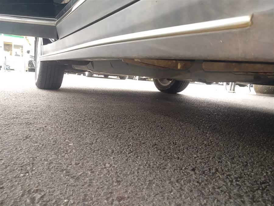 Haval H8 2015 car image #22