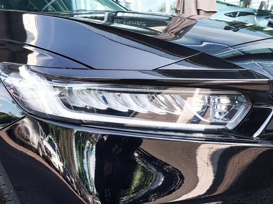 Honda Accord 2019 car image #22