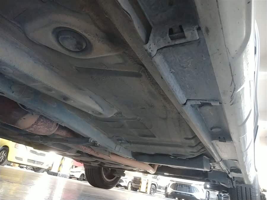 Toyota Reiz 2015 immagine di auto #22