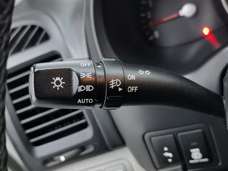 起亚 起亚VQ 2010 汽车图片 #22