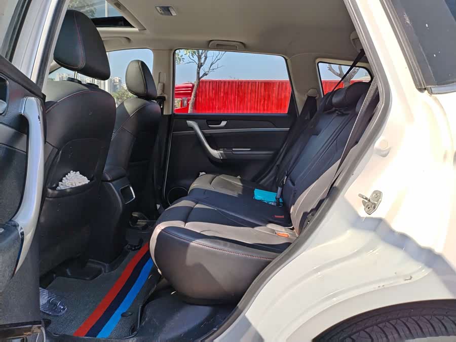 Haval M6 2017 car image #22