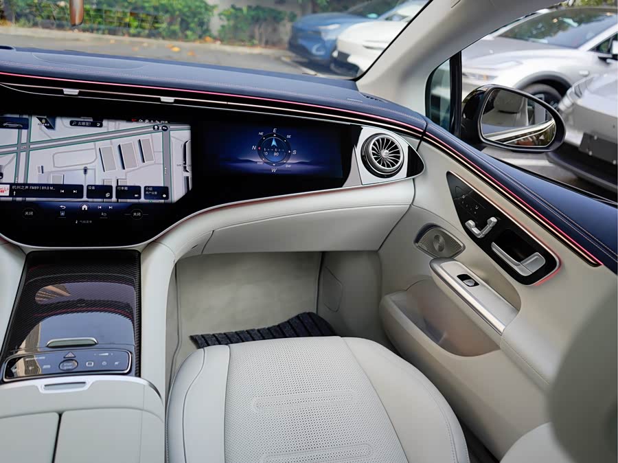 Mercedes-Benz 2023 car image #22